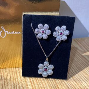 Luxury Floral Crystal Jewelry Set – Silver Tone Necklace & Stud Earrings Set
