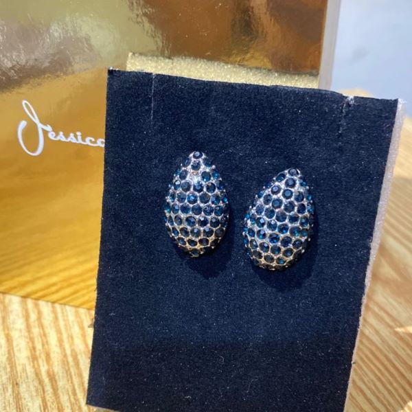 Elegant Royal Blue Honeycomb Teardrop Stud Earrings - Image 2