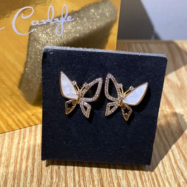 Elegant Butterfly Crystal Stud Earrings – White & Gold Tone