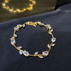 Elegant Clear Crystal Floral Vine Bracelet – Gold Tone Fashion Bracelet