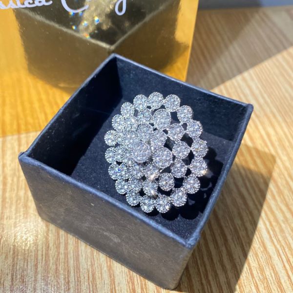 Luxury Floral Crystal Cluster Statement Ring – Silver Tone - Image 2